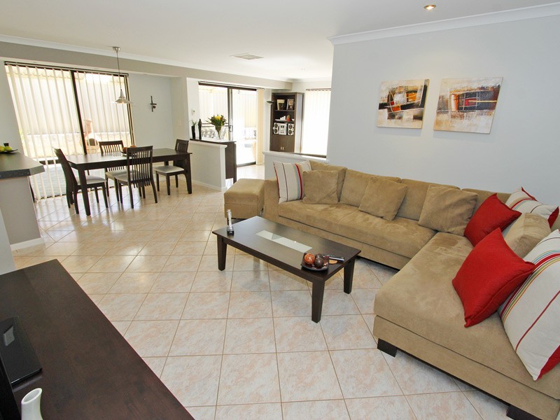 19  Covington Promenade, Butler WA 6036