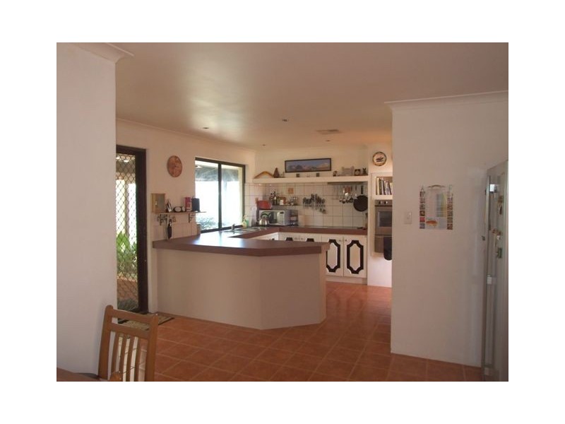 4 Redruth Court, Yanchep WA 6035