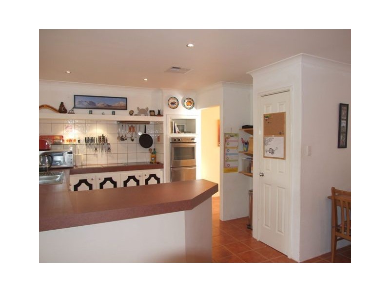 4 Redruth Court, Yanchep WA 6035