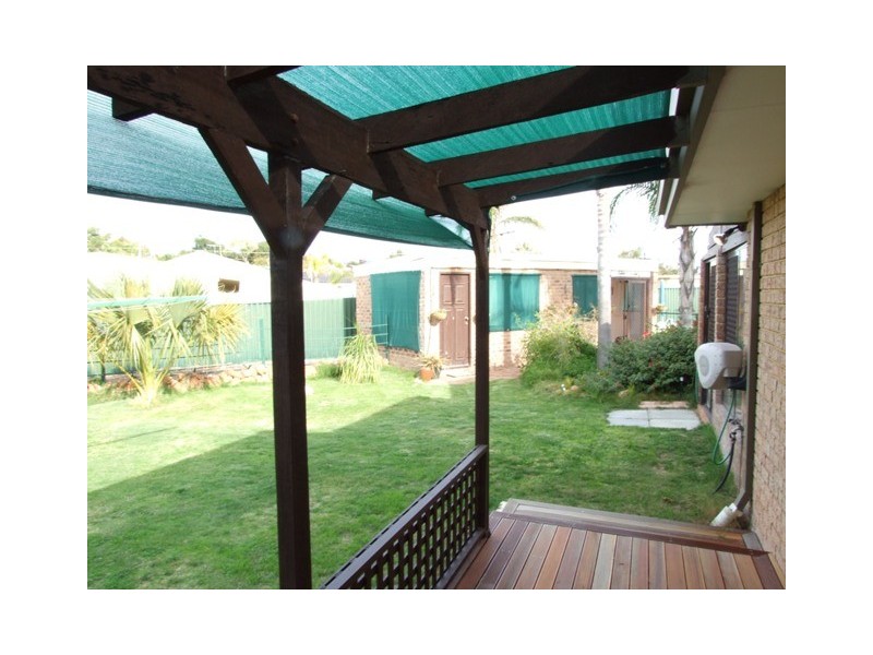 4 Redruth Court, Yanchep WA 6035