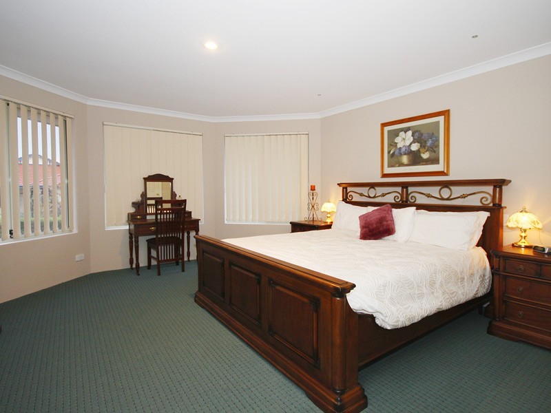 10 Horsley Green, Butler WA 6036