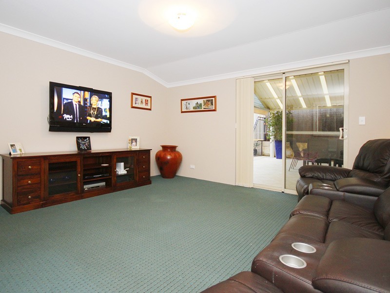 10 Horsley Green, Butler WA 6036