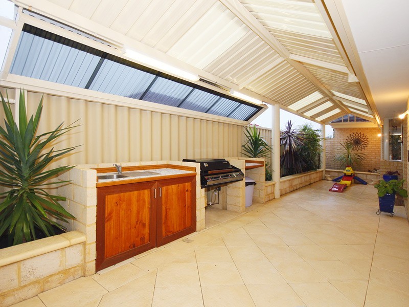 10 Horsley Green, Butler WA 6036