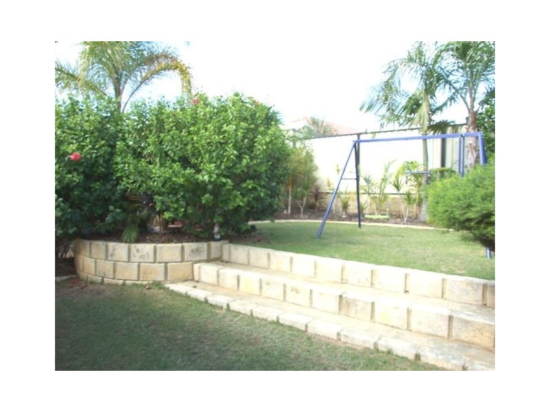 16 Elkington Mews, Clarkson WA 6030