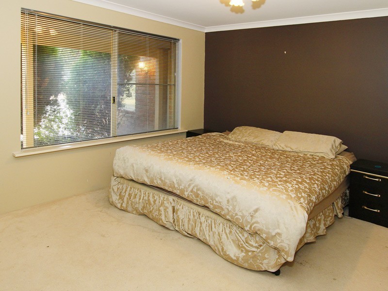 100 Tapping Way, Quinns Rocks WA 6030