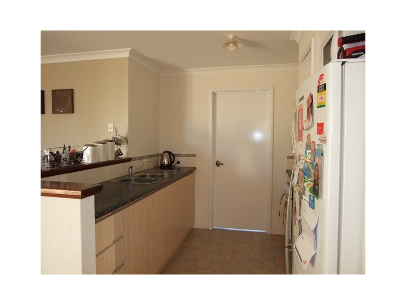 25 Adelong Circuit, Merriwa WA 6030