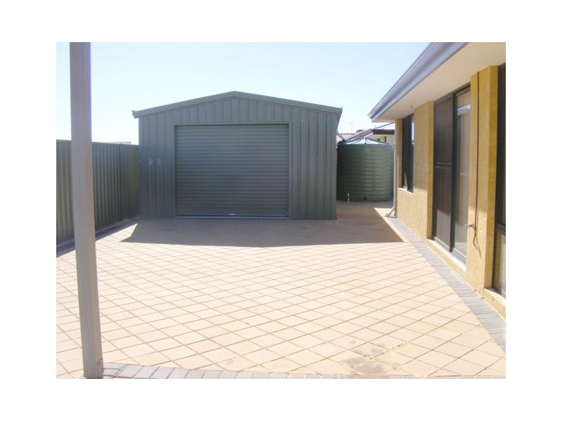 25 Adelong Circuit, Merriwa WA 6030