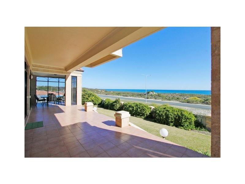 8 Topmast Place, Ocean Reef WA 6027