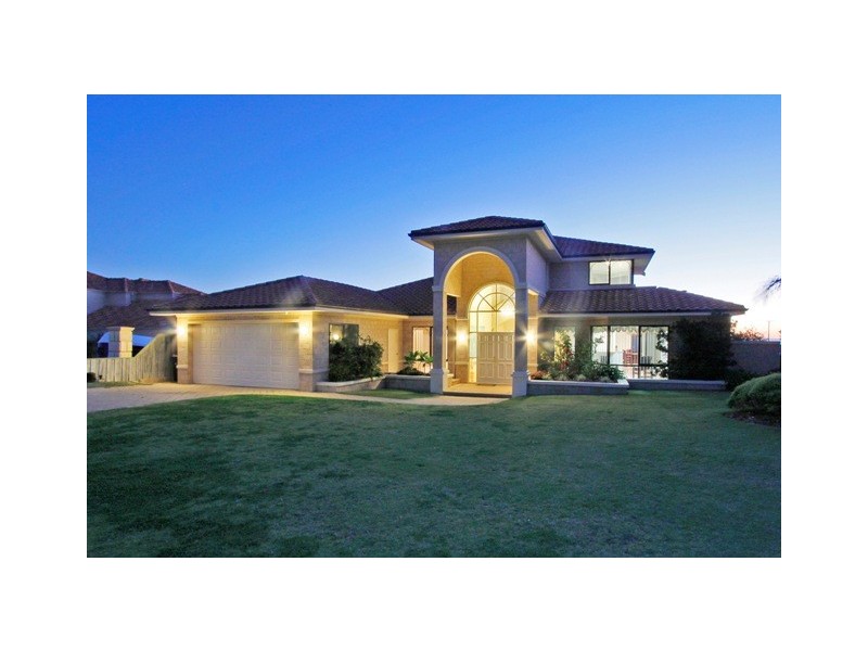 8 Topmast Place, Ocean Reef WA 6027