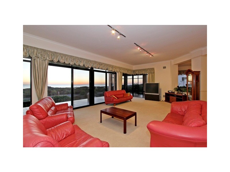 8 Topmast Place, Ocean Reef WA 6027