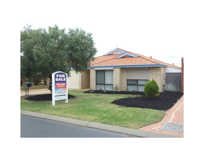 8  Lambasa Way, Mindarie WA 6030