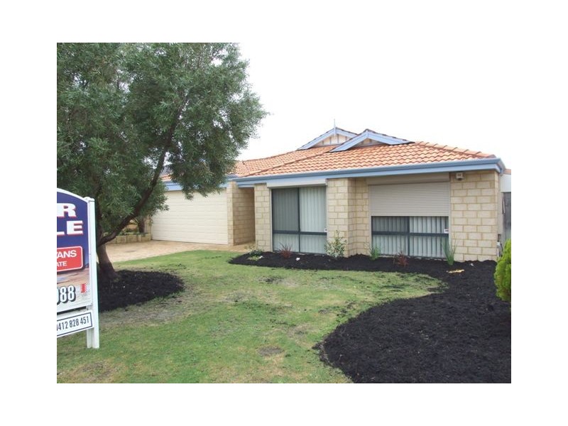 8  Lambasa Way, Mindarie WA 6030