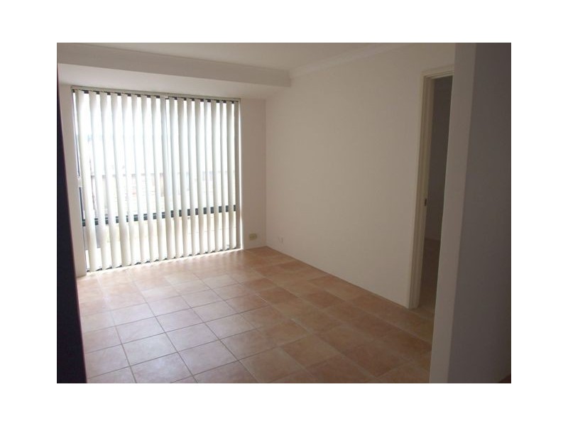 8  Lambasa Way, Mindarie WA 6030