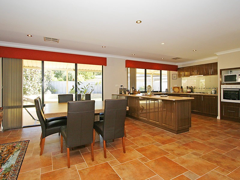 3 Mauna Court, Yanchep WA 6035