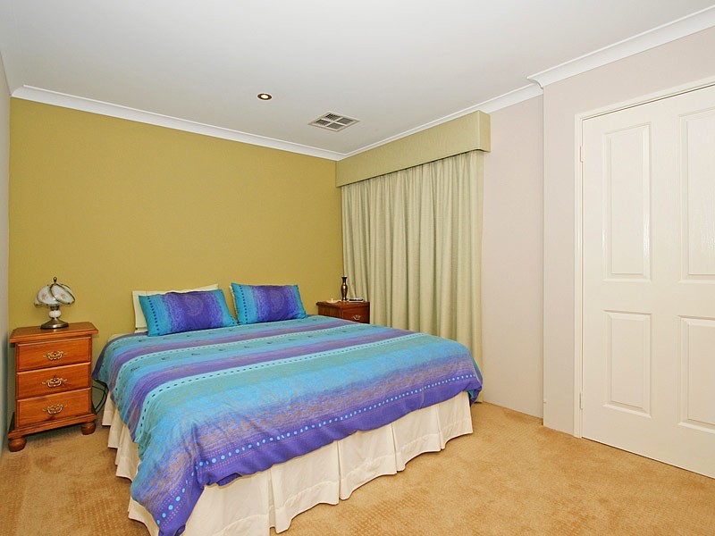 3 Mauna Court, Yanchep WA 6035