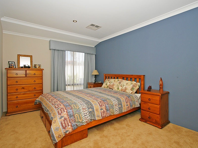 3 Mauna Court, Yanchep WA 6035