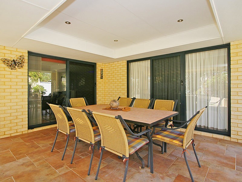 3 Mauna Court, Yanchep WA 6035