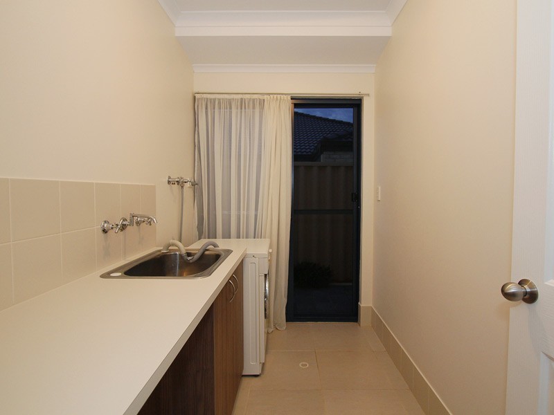 9 Hillsborough Parkway, Ridgewood WA 6030