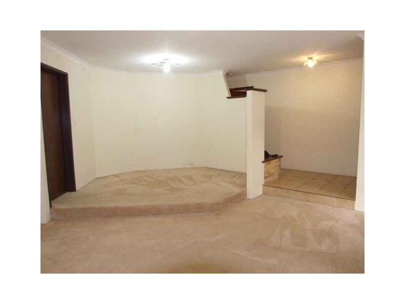 8 Salacia Court, Alexander Heights WA 6064