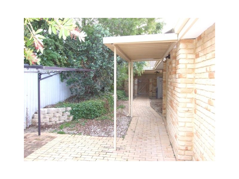 8 Salacia Court, Alexander Heights WA 6064