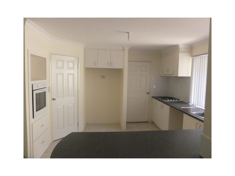 8 Rossiters Cove, Clarkson WA 6030