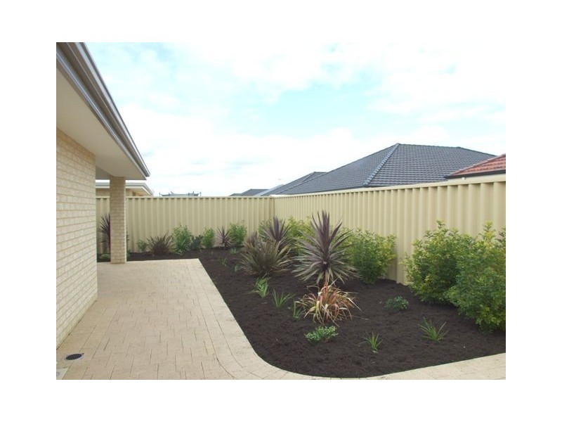 19 Huntly Avenue, Butler WA 6036