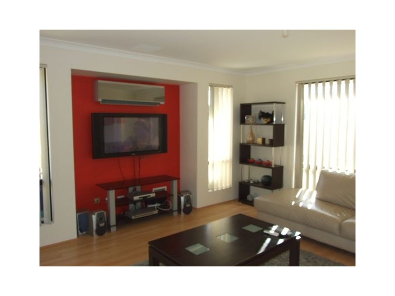 35 Liberty Drive, Clarkson WA 6030