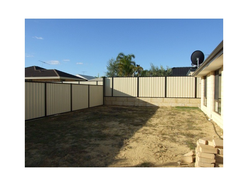 35 Liberty Drive, Clarkson WA 6030