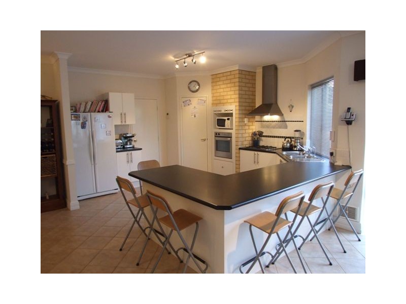 40 Camira Way, Quinns Rocks WA 6030