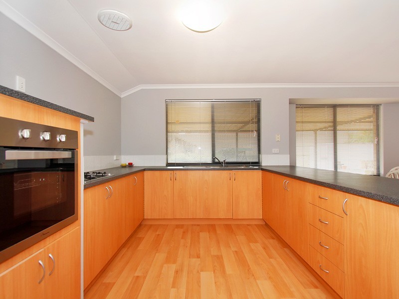 21 Eversden Cr, Butler WA 6036
