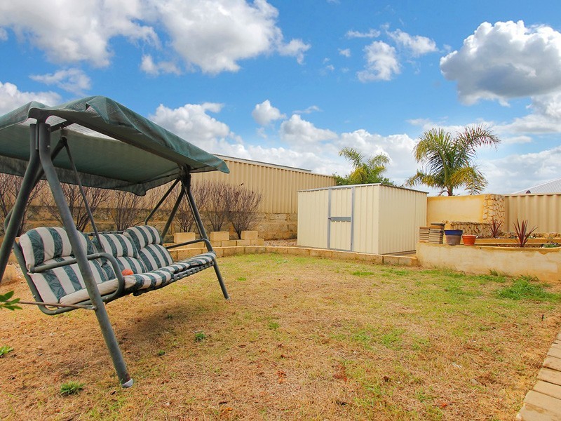 21 Eversden Cr, Butler WA 6036