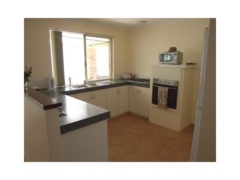 1 Badcoe Alley, Clarkson WA 6030