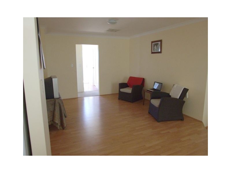 1 Badcoe Alley, Clarkson WA 6030