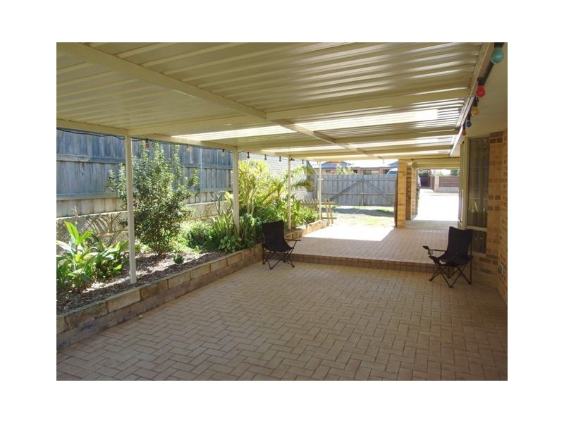 1 Badcoe Alley, Clarkson WA 6030