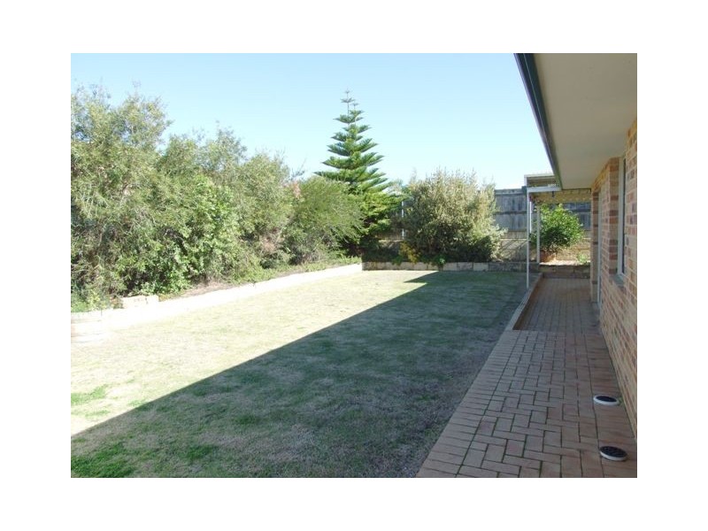 1 Badcoe Alley, Clarkson WA 6030