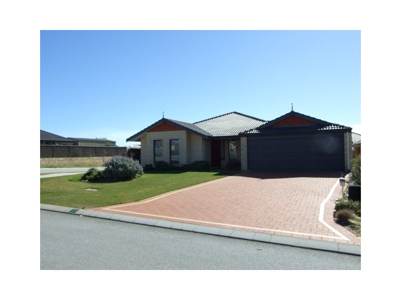 21 Upham Brace, Butler WA 6036