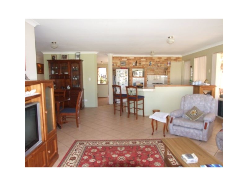 10  Hinchinbrook Avenue, Ridgewood WA 6030