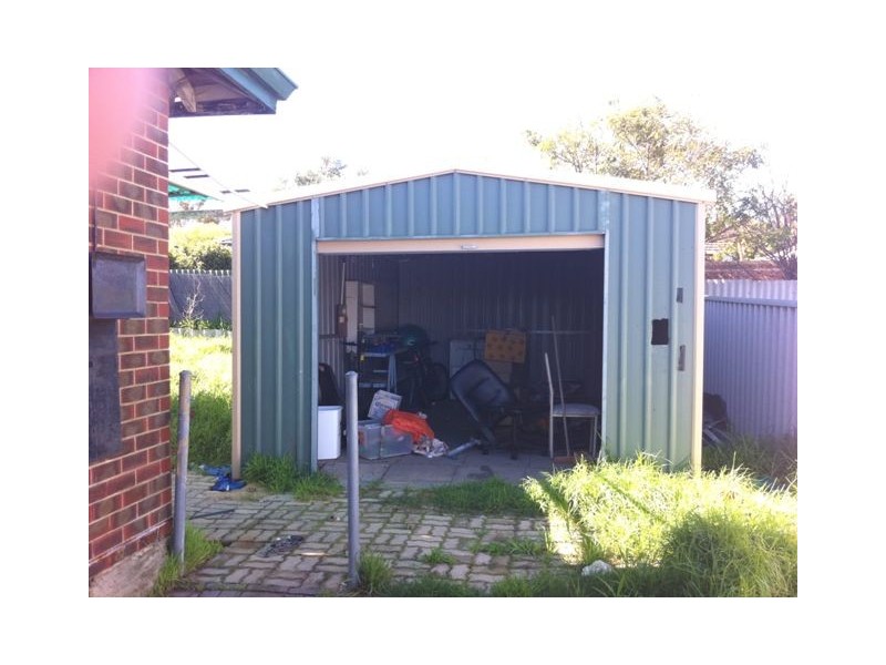 4B Albourne Way, Balga WA 6061