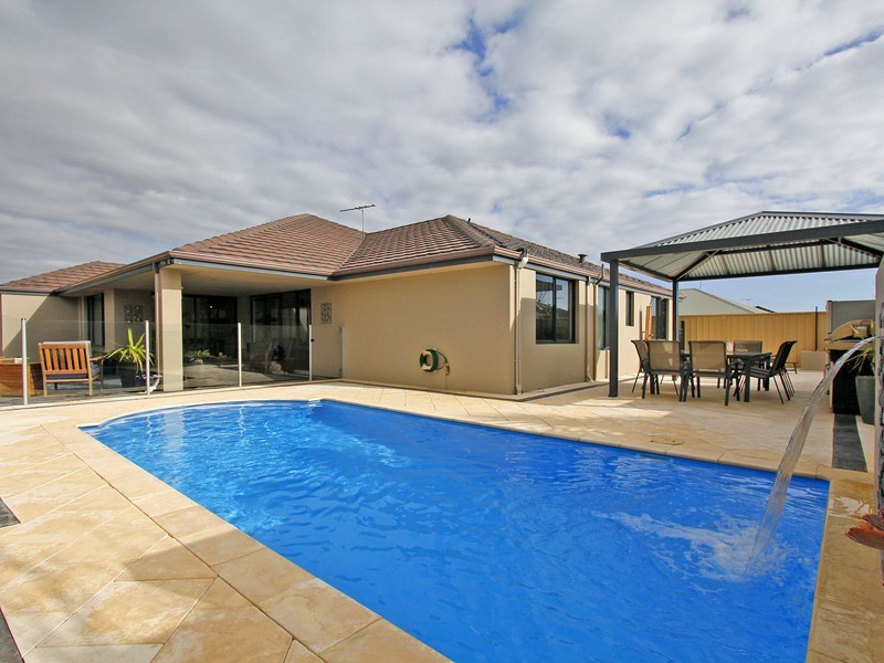 23 Meringa Crescent, Quinns Rocks WA 6030