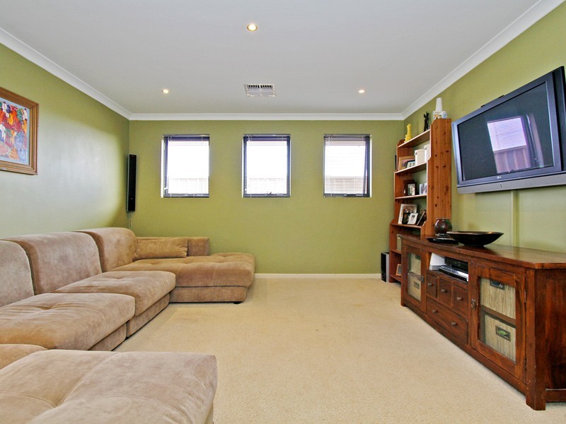 23 Meringa Crescent, Quinns Rocks WA 6030
