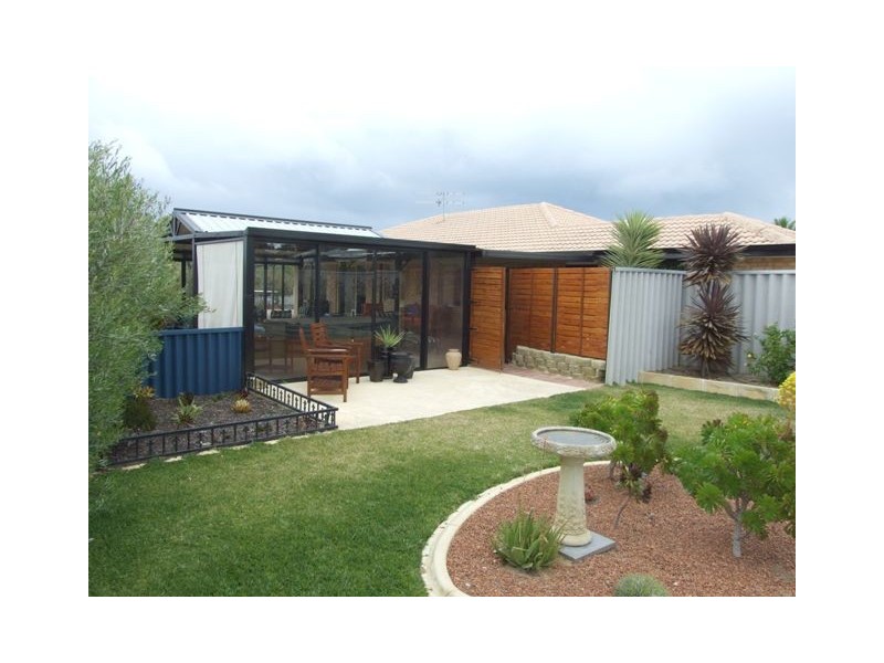 6 Jay Place, Quinns Rocks WA 6030
