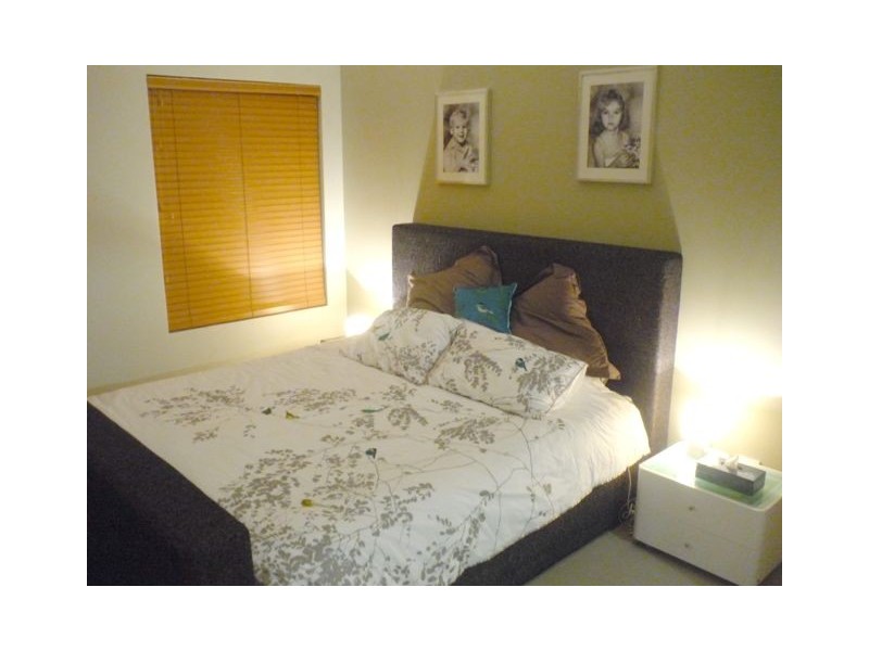 36 Riverlinks Drive, Clarkson WA 6030