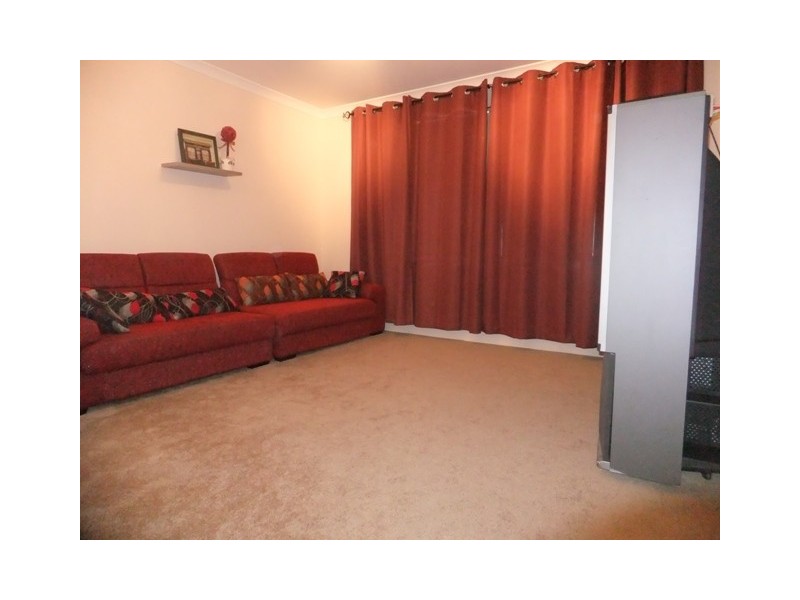 2 Dotterel Green, Jindalee WA 6036