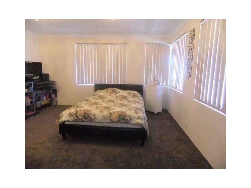 2 Dotterel Green, Jindalee WA 6036