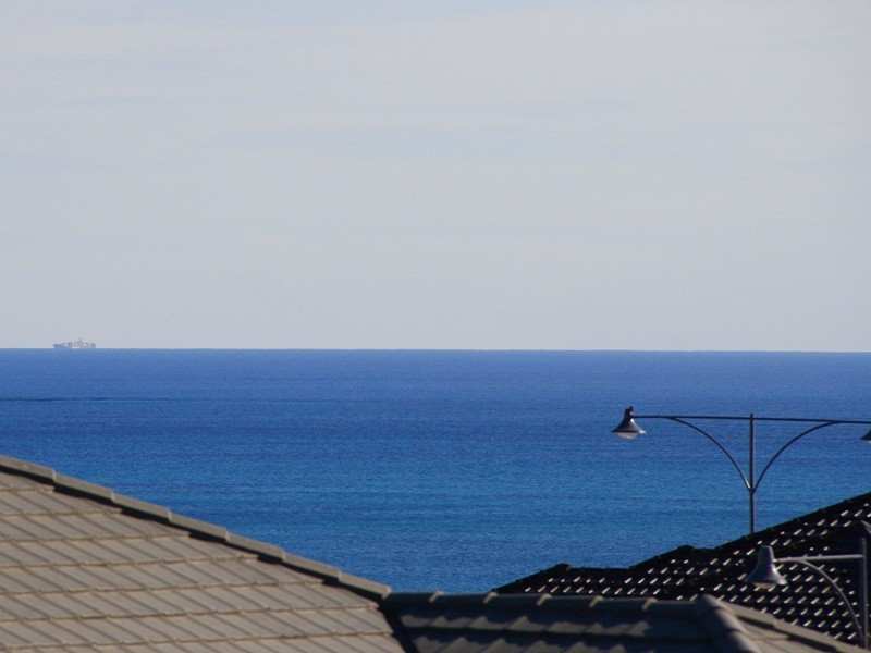 2 Dotterel Green, Jindalee WA 6036