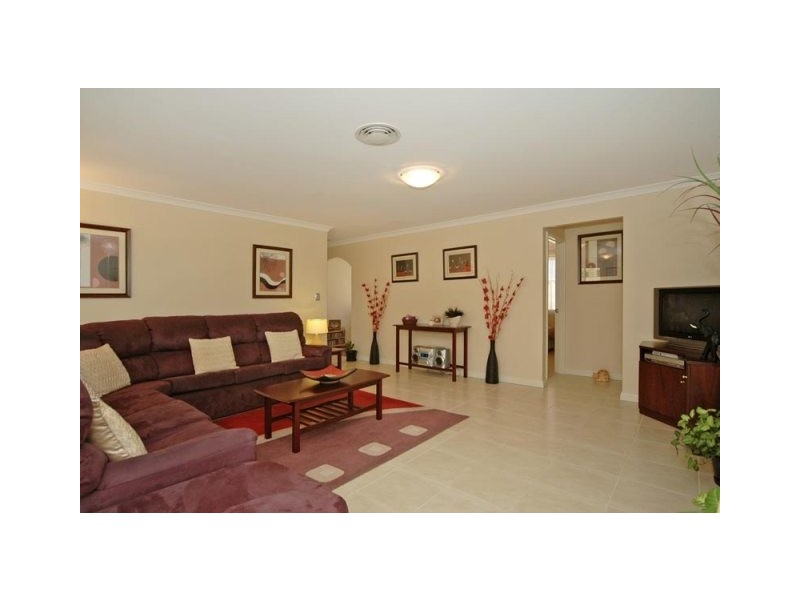 41 Barmouth Loop, Butler WA 6036