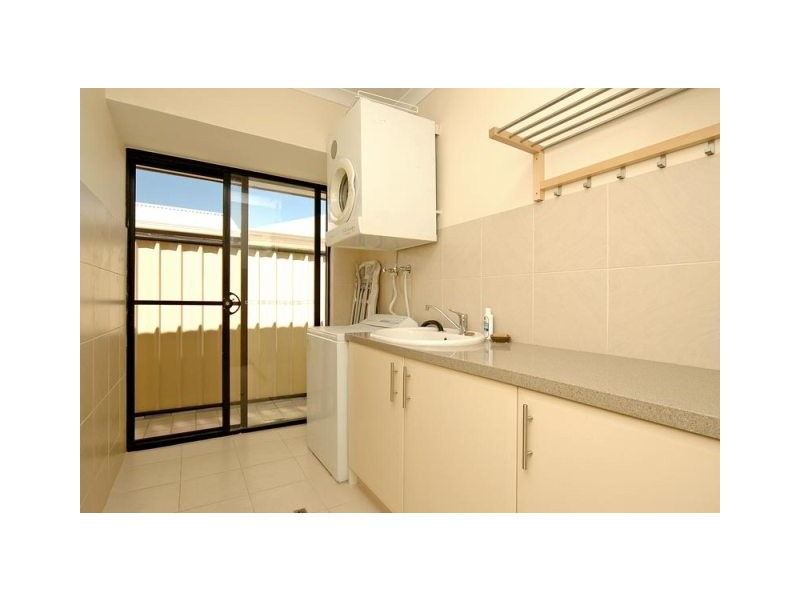 5 Elmhurst Drive, Clarkson WA 6030