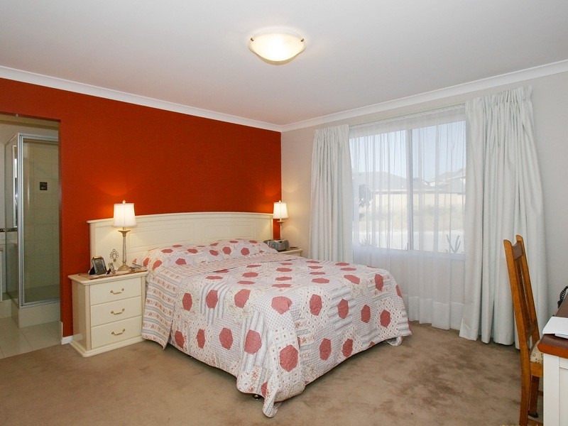 2 Agnes Way, Quinns Rocks WA 6030