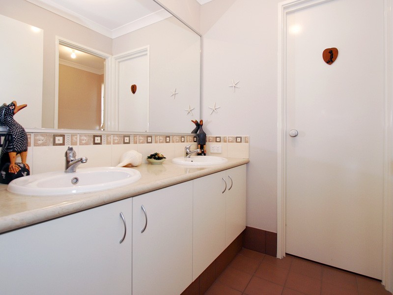 2 Agnes Way, Quinns Rocks WA 6030