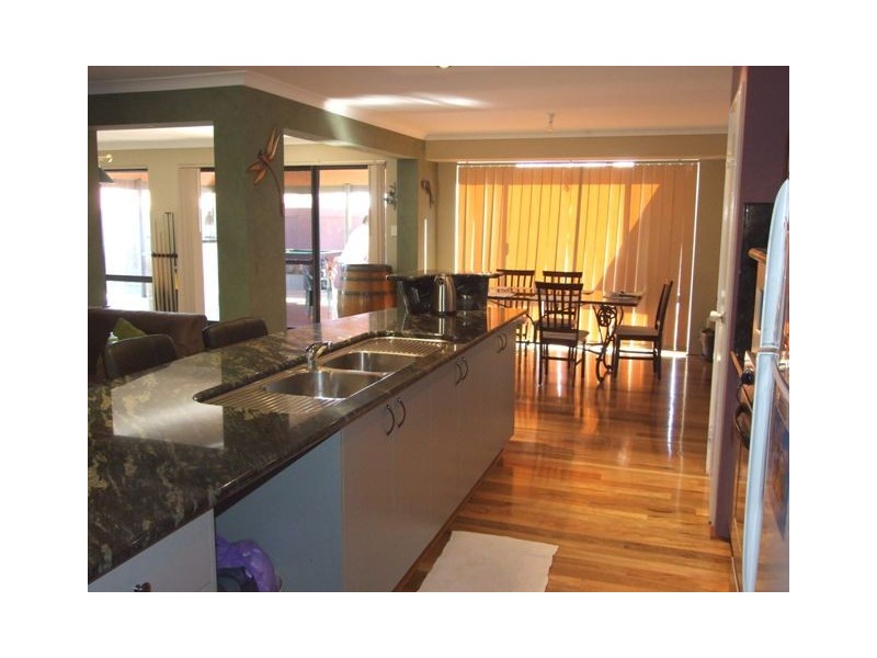 15  Lakeport Way, Butler WA 6036